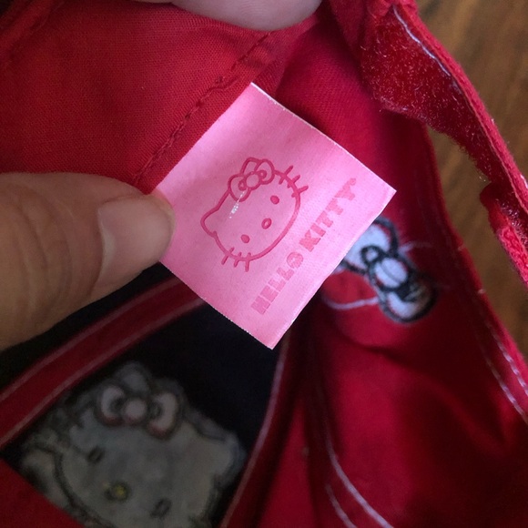 Hello Kitty hat - Picture 6 of 12